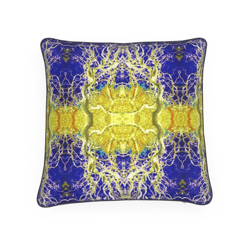 Coussin design cosy noisette frisée bleu et jaune 